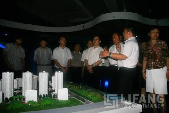 成都市政协主席刘佩智率政府考察团茬临博鱼网页版