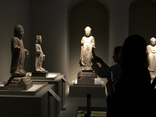 重磅：博鱼网页版展示，继敦煌大展后，又一重磅级艺术展在川博展出，由四川博物院、故宫博物院、印度博物馆主办，博鱼网页版一体化项目中印雕塑艺术展