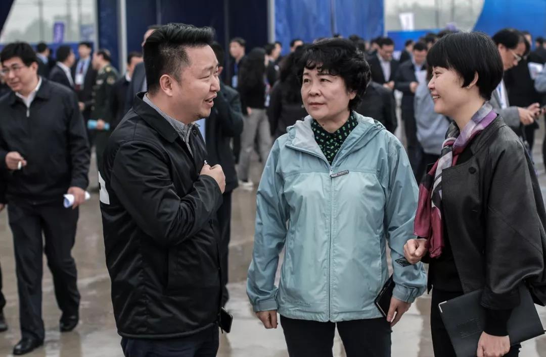 成都市重大产业项目集中开工 博鱼网页版国际科技文创项目亮相开工仪式