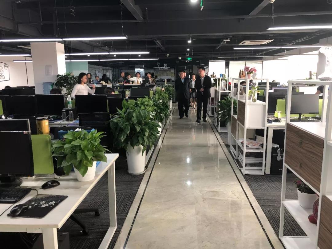 犍为县县委副书记、县长陈建东一行莅临博鱼网页版国际参观调研