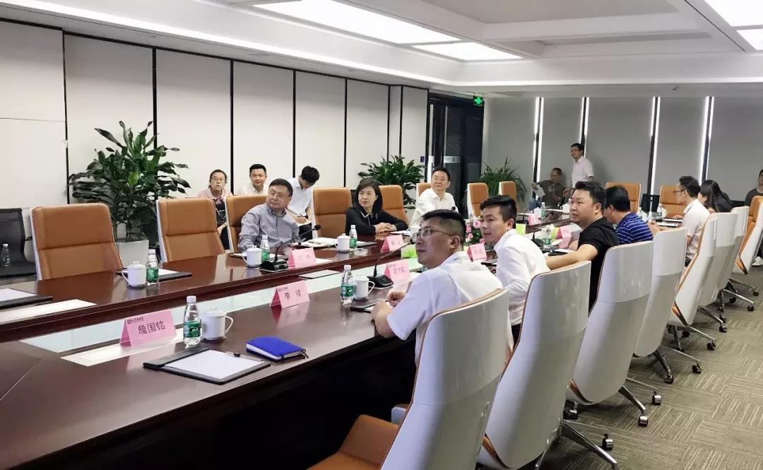 成都市委常委、宣传部部长田蓉等领导一行考察博鱼网页版集团