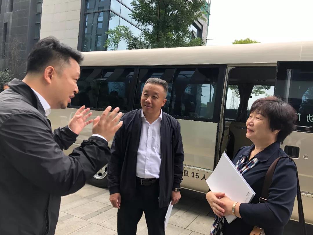 鄂尔多斯市委宣传部一行莅临博鱼网页版集团考察调研