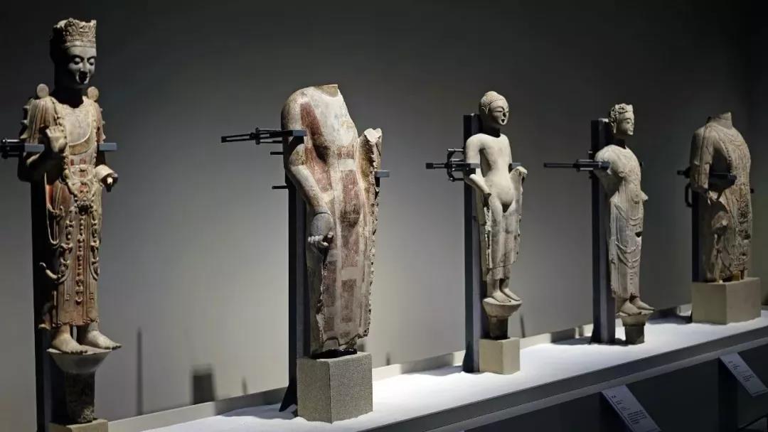 博鱼网页版作·撰未来 | 揭秘《梵天东土·并蒂莲花》中印雕塑艺术展！