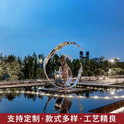 大型不锈钢精神堡垒园林广场博鱼网页版