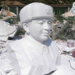 雷锋博鱼网页版和雷锋精神的简单介绍