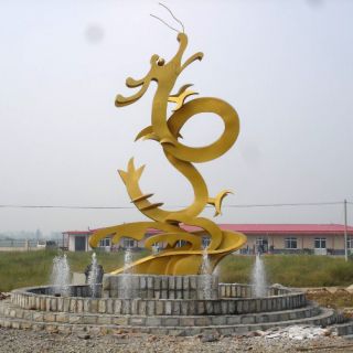 广场上的博鱼网页版为什么要用不锈钢的