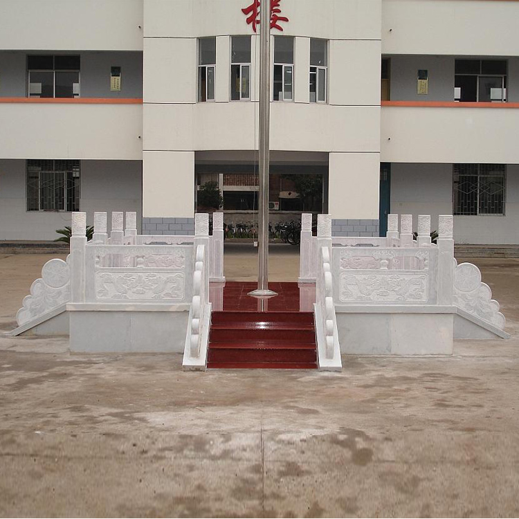 教学楼升旗台_汉白玉雕花国旗台博鱼网页版