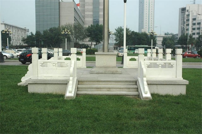 汉白玉公园升旗台_雕花工艺石雕板材博鱼网页版