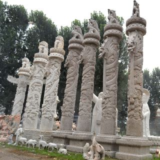 雨季的时候如何做好石雕栏板的养护呢