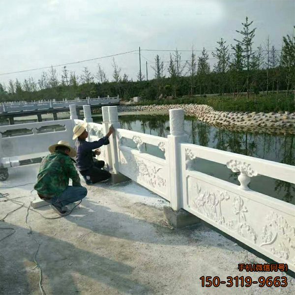 雕花石栏板_公园石雕围栏围挡博鱼网页版