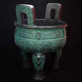 仿古铜雕的介绍