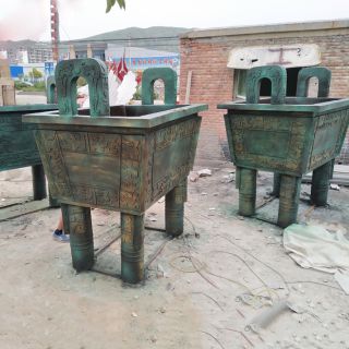 博鱼网页版生产厂玻璃钢仿铜鼎