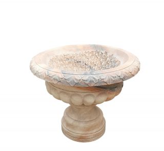 石雕花盆与其它花盆有什么区别