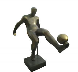 玻璃钢仿铜肖像博鱼网页版的意义