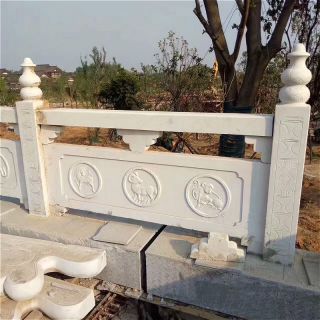   桥梁石栏杆雕刻的起源_河道护栏图片造型有哪些