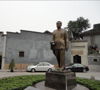 建造伟人铜雕的意义