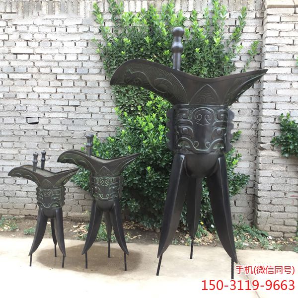 仿古铜酒樽_三角酒杯爵博鱼网页版大型广场摆件纯铜铸造