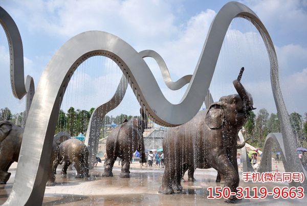 广场动物景观_戏水大象博鱼网页版