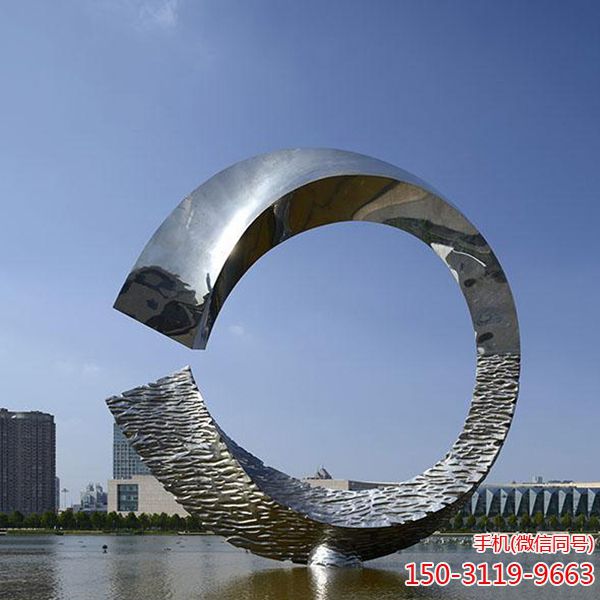 广场镜面不锈钢景观