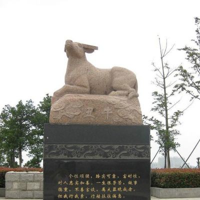 制作砂岩博鱼网页版应该怎样选择石材？