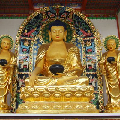 自财妆铸的菩萨造像