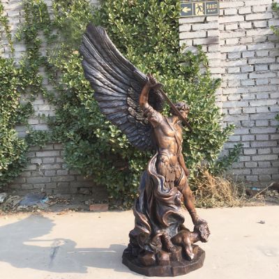 中西方人物博鱼网页版的差异