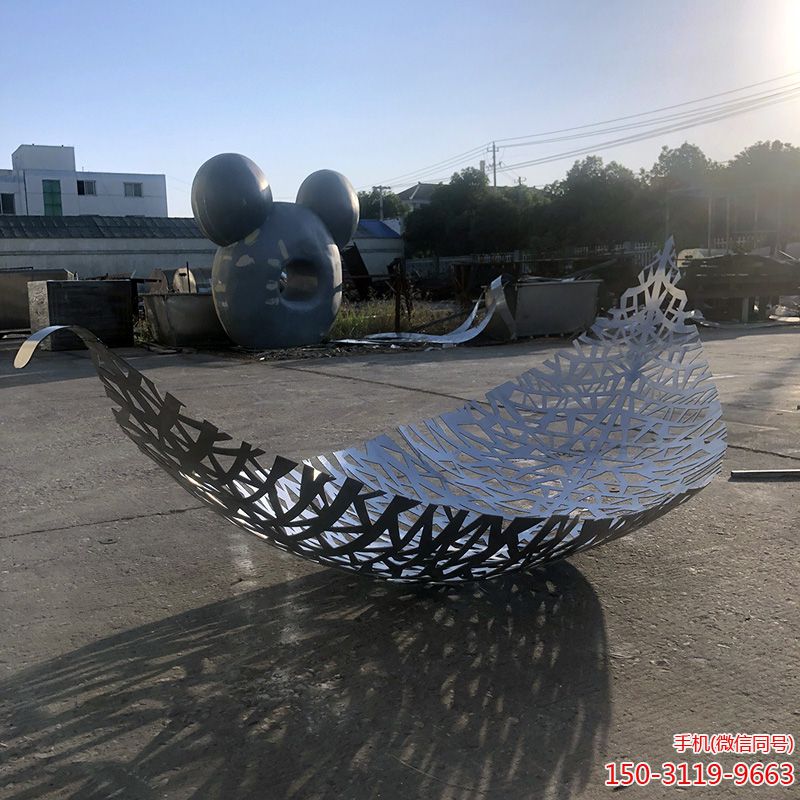 广场不锈钢树叶摆件博鱼网页版