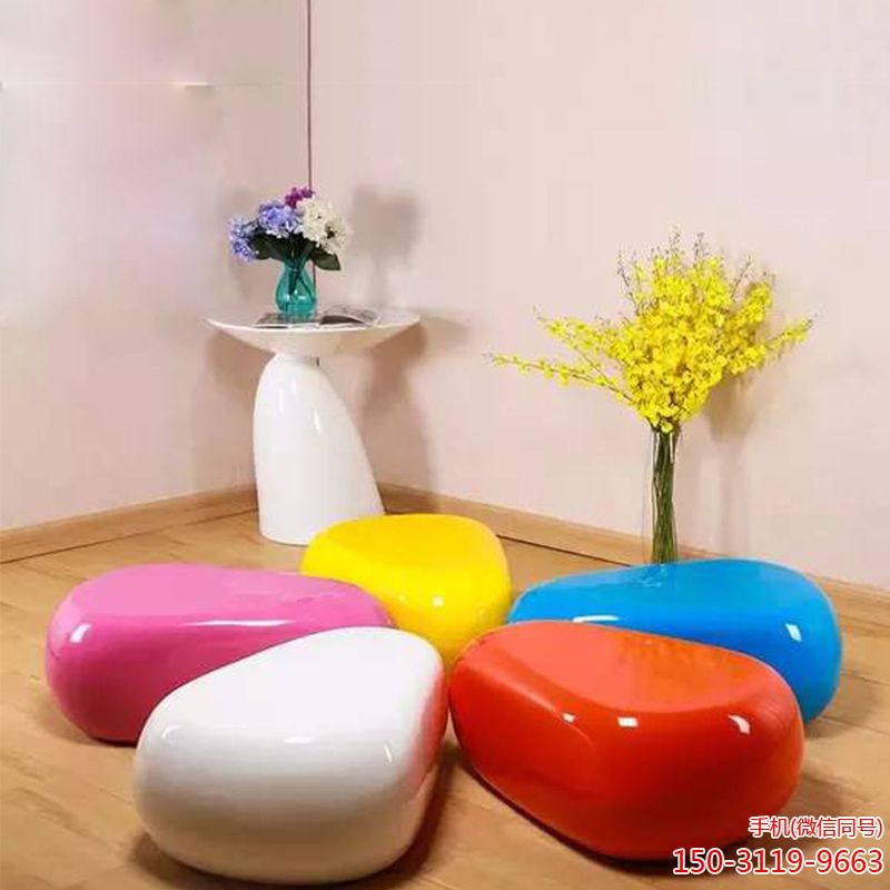 商城美陈抽象凳子博鱼网页版