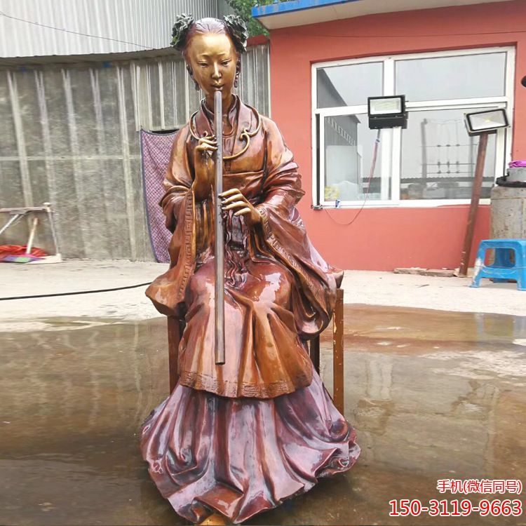 吹箫的古代仕女铜雕像博鱼网页版