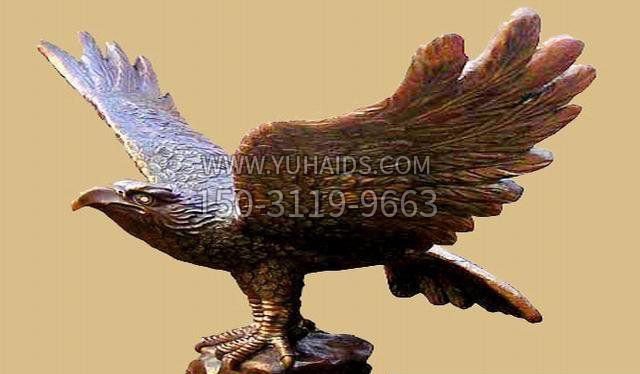 展翅翱翔老鹰铜雕博鱼网页版