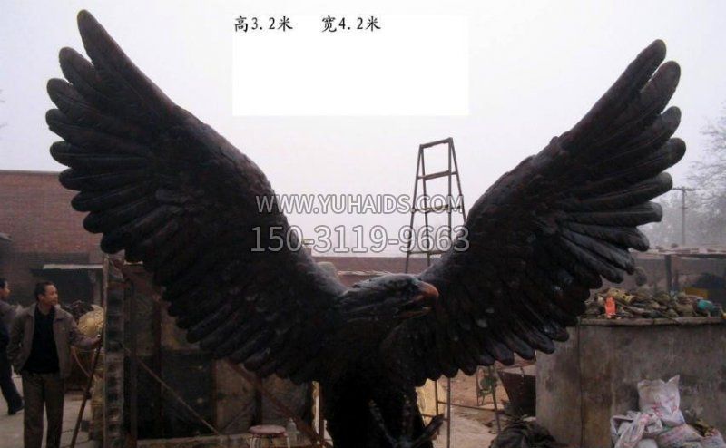 雄鹰展翅老鹰铜雕博鱼网页版