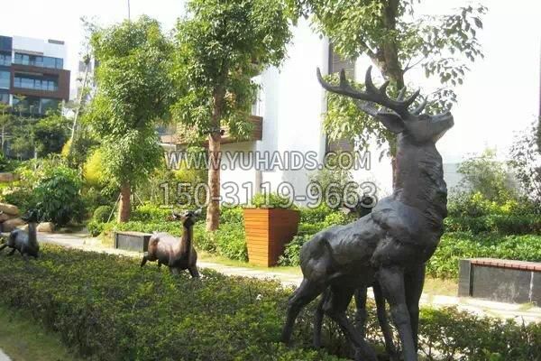 驯鹿铜雕博鱼网页版