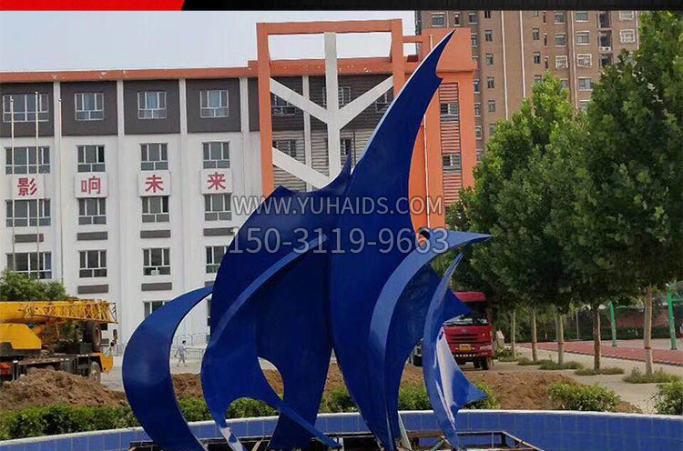 校园不锈钢抽象标志博鱼网页版