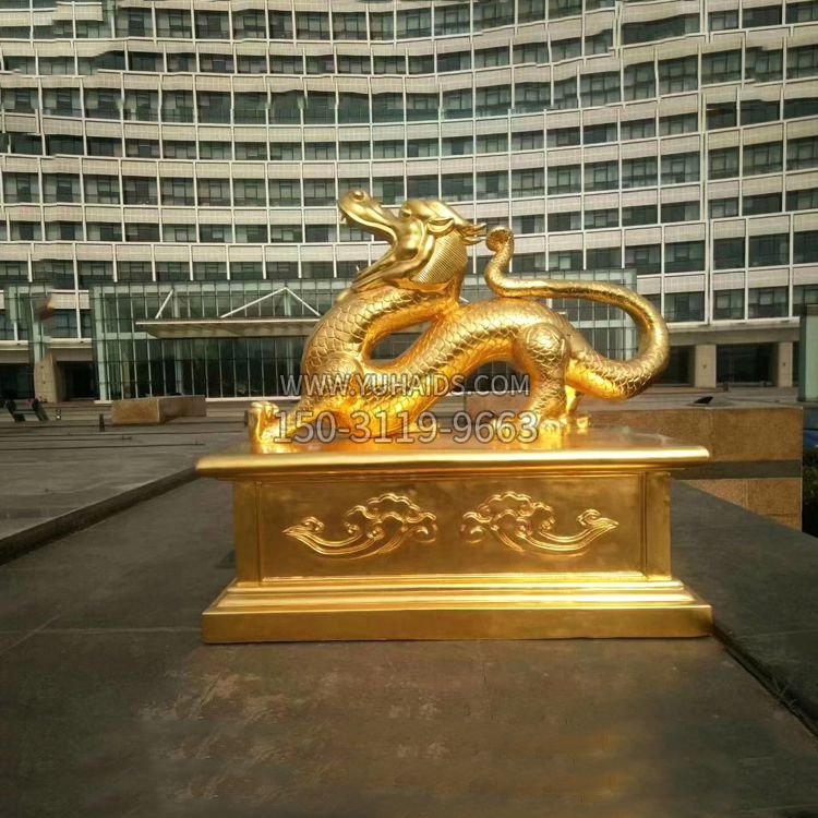 博鱼网页版博鱼网页版 中国古代神话中的创世神青龙鎏金铜雕景观<a href=