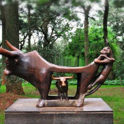 公园生肖公鸡铜雕的作用是啥?