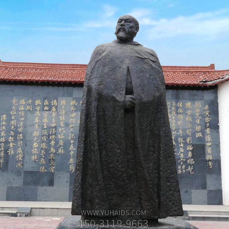 学院广场摆放抽象林则徐做旧青铜雕像博鱼网页版