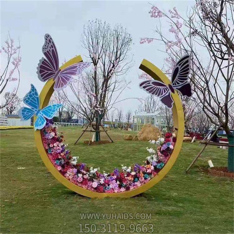 户外公园草坪不锈钢彩绘创意景观月亮博鱼网页版