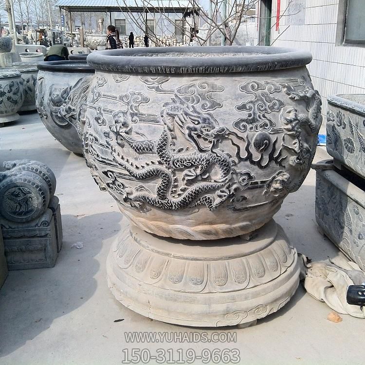 石雕鱼缸青石仿古庭院花盆石头水缸家用养鱼老石槽博鱼网页版