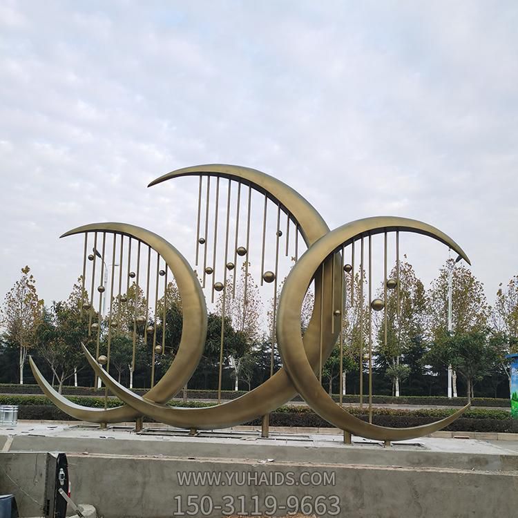 户外广场大型不锈钢创意圆环月牙摆件博鱼网页版