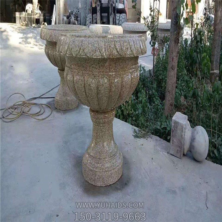 小区街道装饰黄锈岩雕刻欧式花盆博鱼网页版