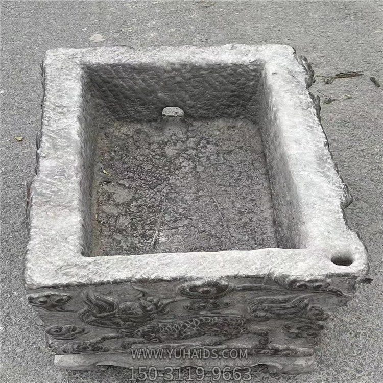 老石槽石雕水池博鱼网页版