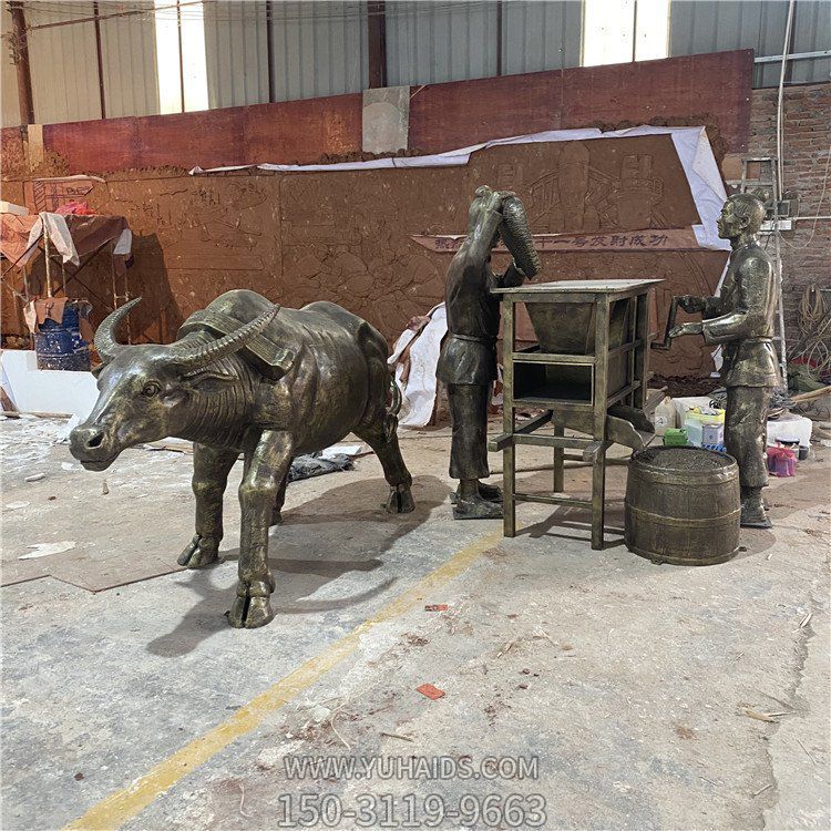 玻璃钢仿铜人物、牛和风车博鱼网页版