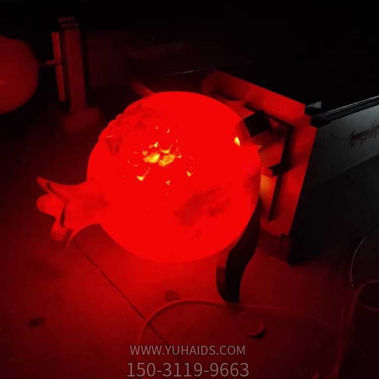 仿真植物景观玻璃钢照明石榴博鱼网页版