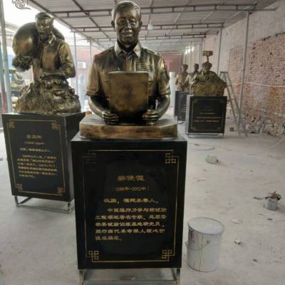 玻璃钢仿铜户外景观名人博鱼网页版