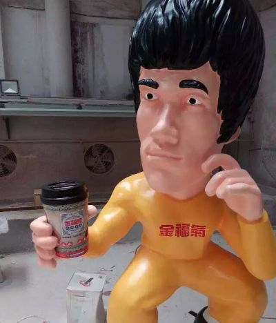 商场摆放玻璃钢卡通武术功夫李小龙人物博鱼网页版