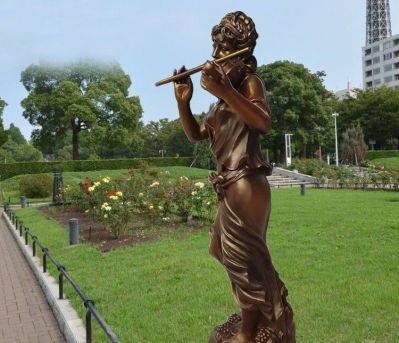 吹笛子的美女城市花园景观玻璃钢仿铜吹奏博鱼网页版