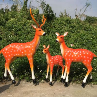 玻璃钢彩绘仿真动物景观户外园林梅花鹿