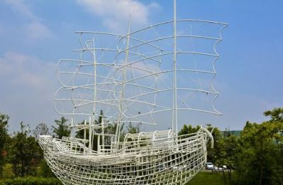 城市花园草坪摆放铁艺镂空不锈钢船博鱼网页版