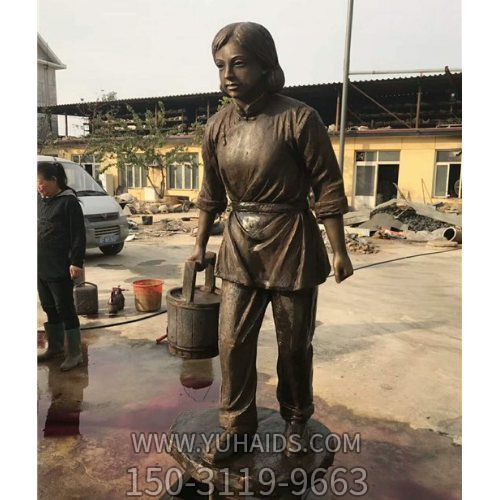 情景小品玻璃钢仿铜提水桶的女性人物博鱼网页版