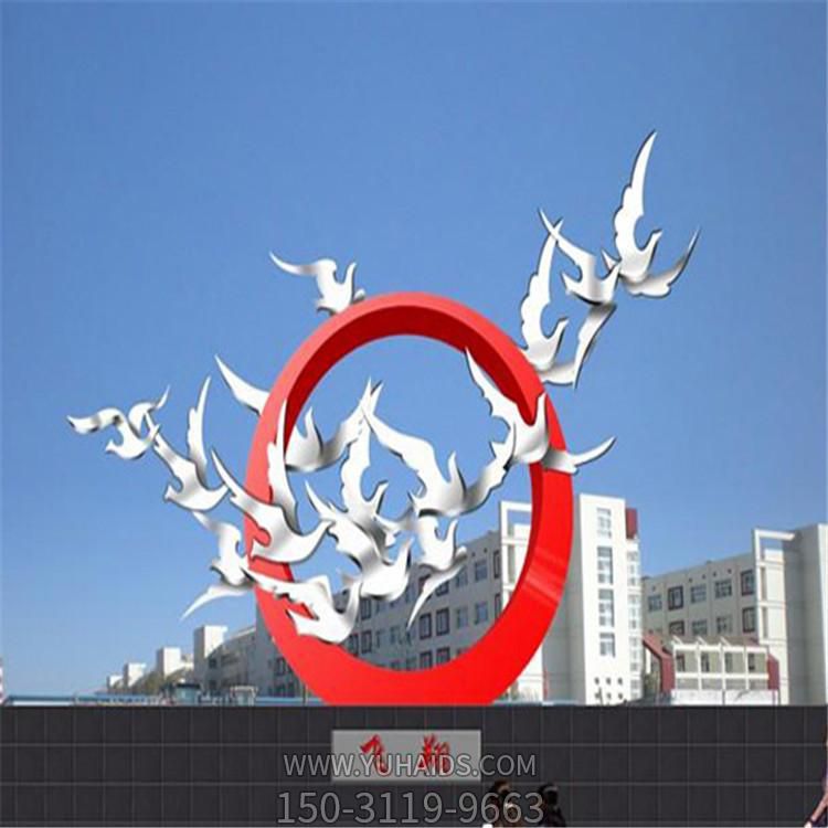 不锈钢广场抽象圆环喷漆飞翔的鸽子博鱼网页版